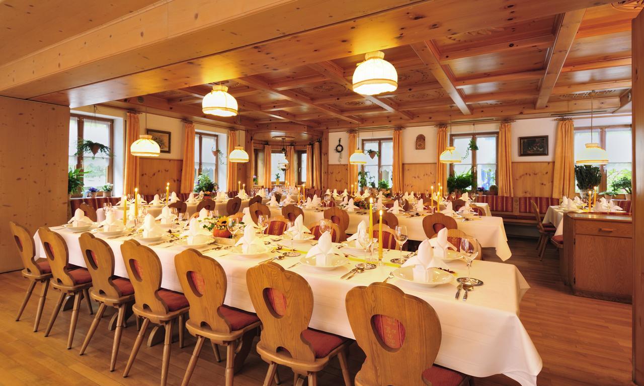 Landhotel Gruener Baum Westendorf  Exteriör bild